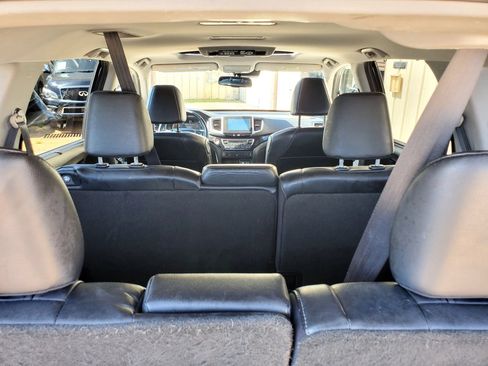 Used 2016 Honda Pilot Touring image 54