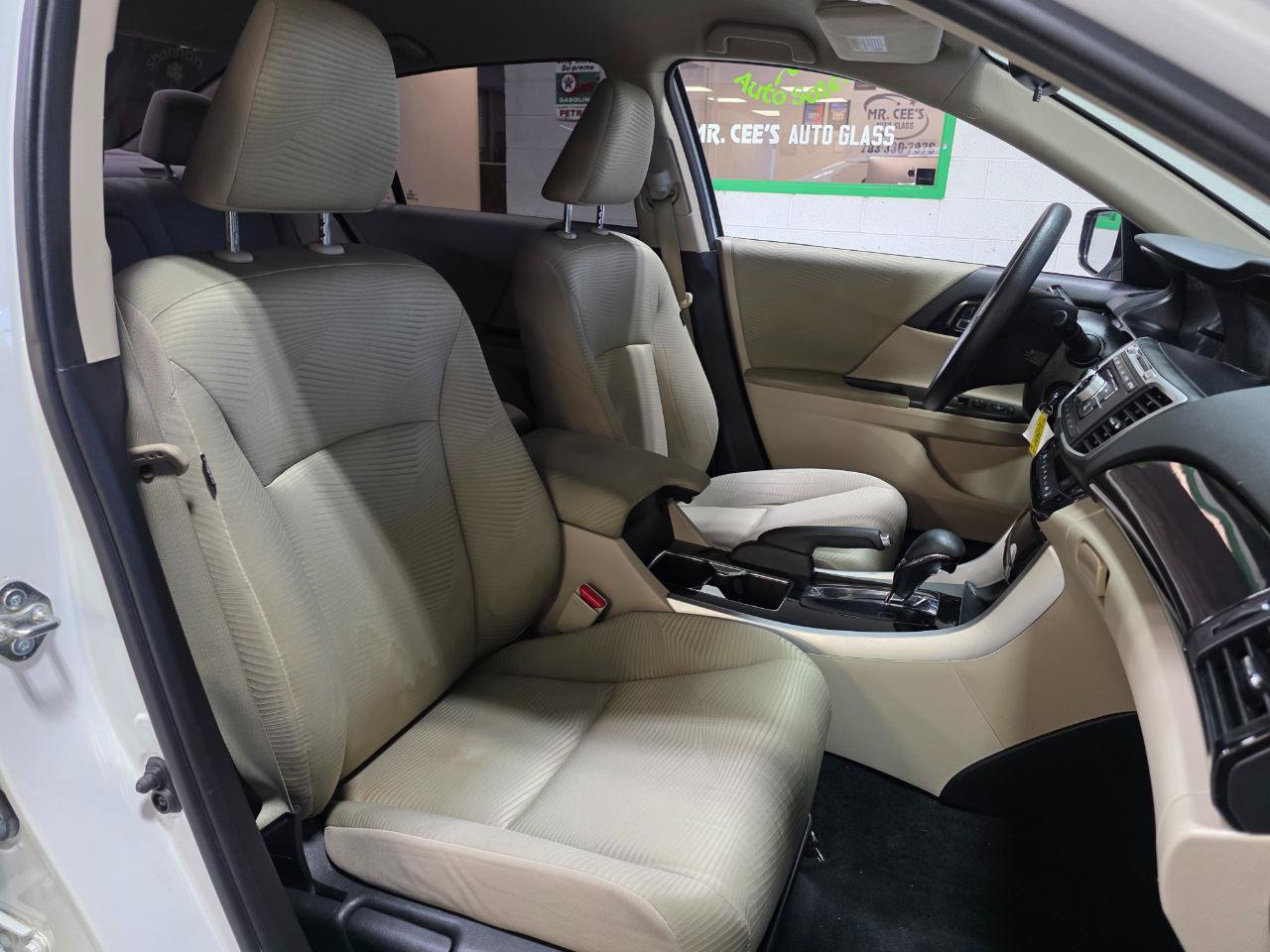Used 2016 Honda Accord LX image 24