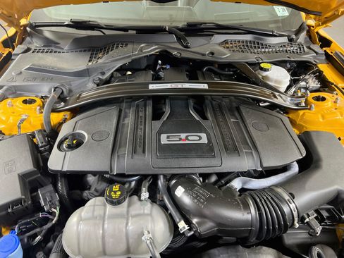 Used 2022 Ford Mustang GT Premium w/ GT Performance Package RWD image 29