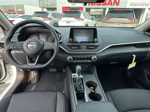New 2025 Nissan Altima 2.5 S image 16