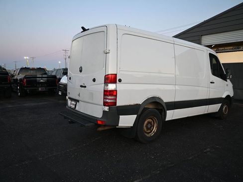Used 2017 Mercedes-Benz Sprinter 144 Cargo image 11