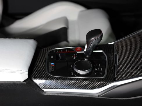 Used 2021 BMW M4 Competition w/ M Carbon Exterior Package image 41