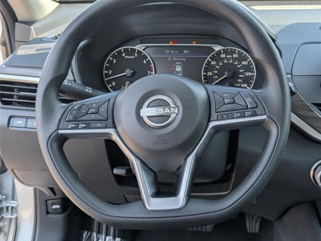 Used 2024 Nissan Altima 2.5 SV FWD image 16