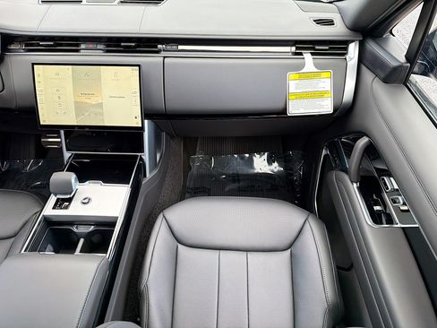 New 2026 Land Rover Range Rover SE AWD/4WD image 19