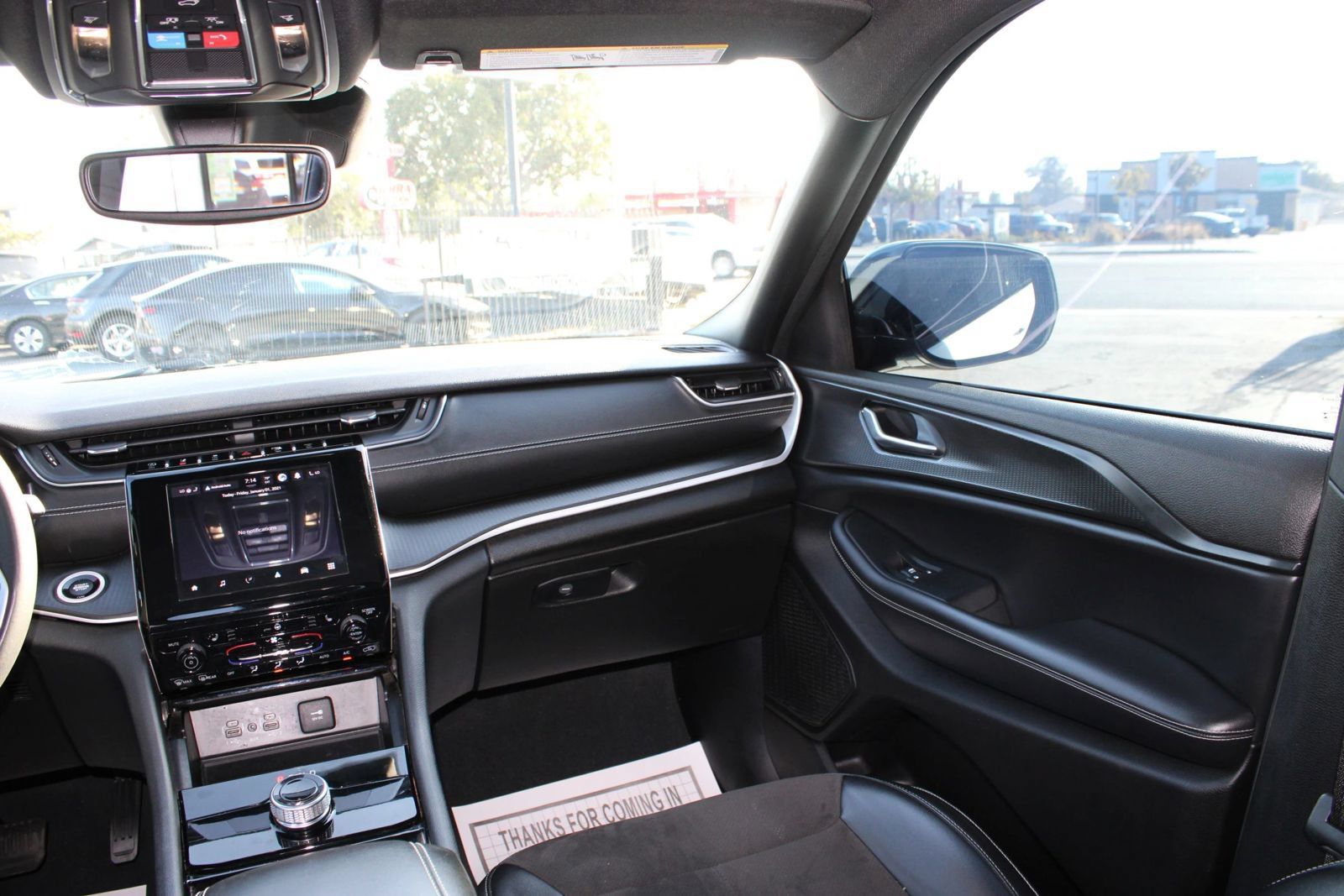 Used 2023 Jeep Grand Cherokee L Laredo RWD image 24