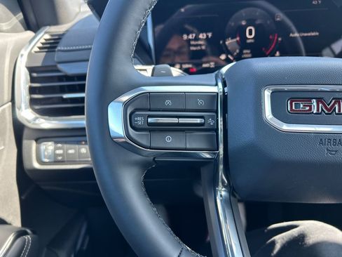 New 2026 GMC Acadia Elevation image 21