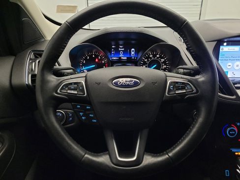 Used 2019 Ford Escape Titanium image 22