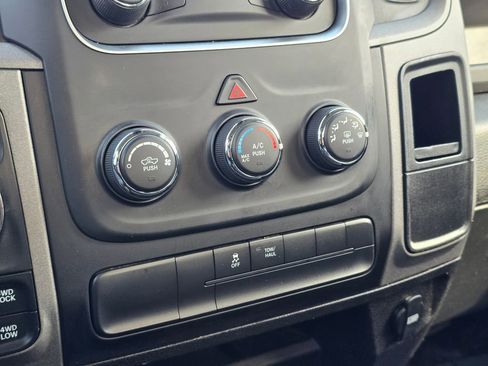 Used 2022 RAM 1500 Tradesman w/ Chrome Appearance Package image 30