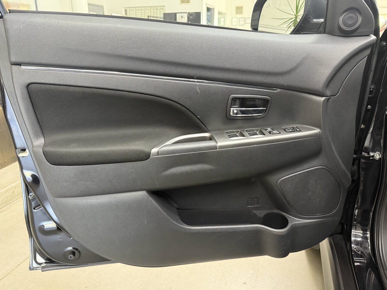 Used 2021 Mitsubishi Outlander Sport SE AWD/4WD image 8