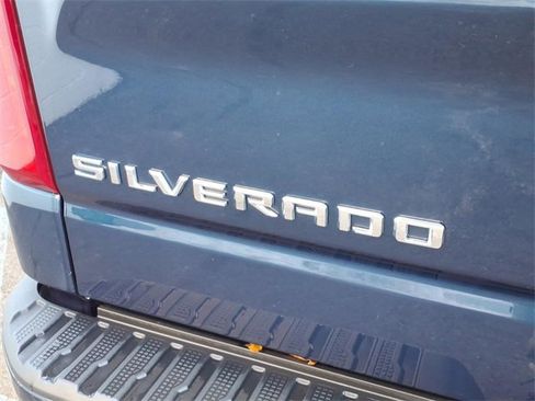 Used 2023 Chevrolet Silverado 1500 RST image 18