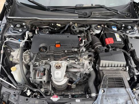 Used 2022 Honda Civic Sport image 17