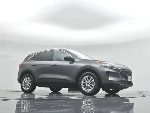 Certified 2022 Ford Escape SE w/ Convenience Package image 4