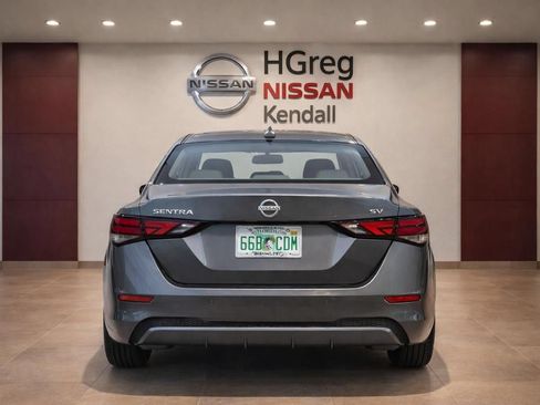 Certified 2024 Nissan Sentra SV FWD image 6