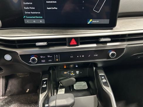 New 2026 Kia Sorento X-Line EX image 18