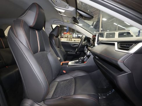 Used 2024 Toyota RAV4 Adventure image 26