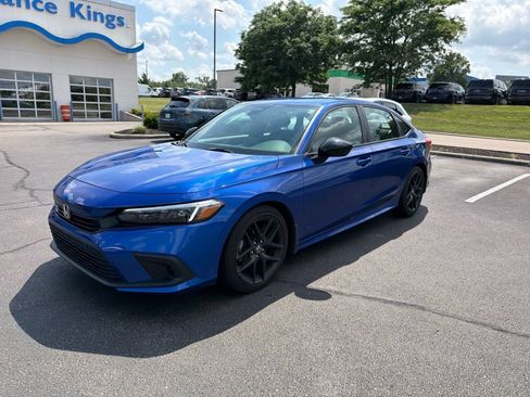 Used 2023 Honda Civic Sport image 18