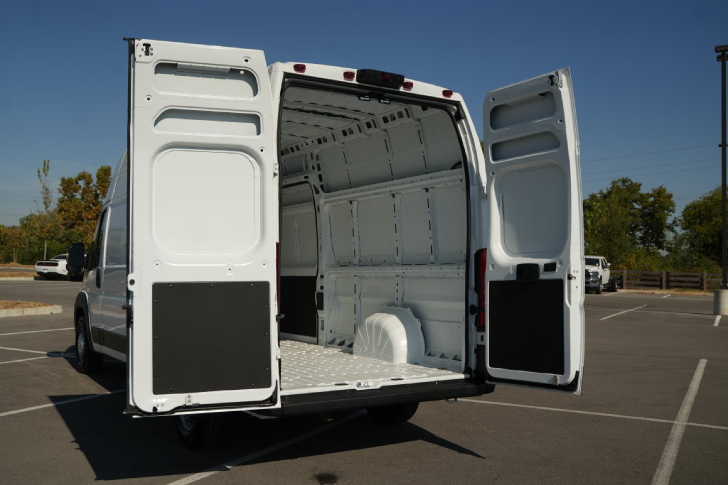 Used 2026 RAM ProMaster 3500 FWD image 15