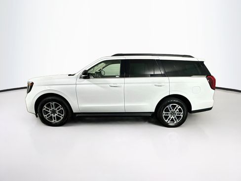 Used 2025 Ford Expedition Active AWD/4WD image 4