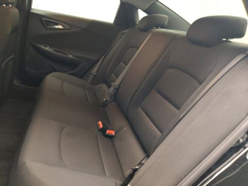 Used 2021 Chevrolet Malibu RS FWD image 18
