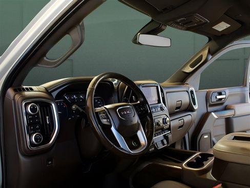 Used 2019 GMC Sierra 1500 SLT w/ SLT Premium Plus Package image 11