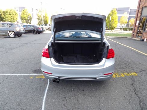 Used 2012 BMW 328i w/ Sport Package image 9