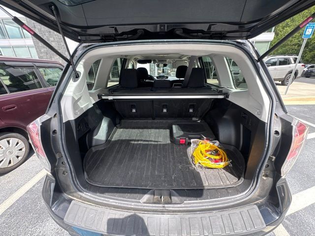 Used 2018 Subaru Forester 2.5i Premium AWD/4WD image 11