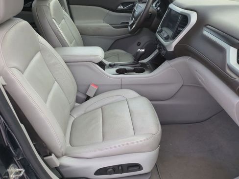 Used 2017 GMC Acadia SLT image 25