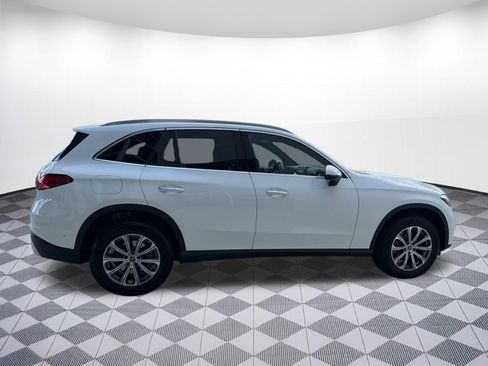 Used 2026 Mercedes-Benz GLC 300 image 8