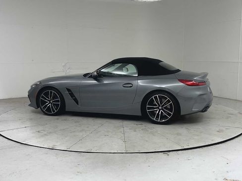 Used 2023 BMW Z4 M40i w/ Premium Package RWD image 4