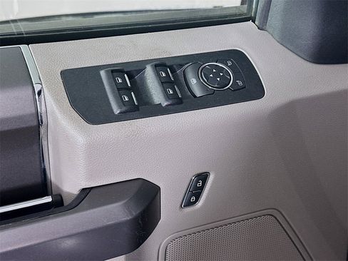 Used 2020 Ford F150 XLT w/ Equipment Group 302A Luxury image 24