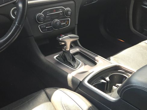 Used 2020 Dodge Charger SXT w/ Leather Interior Group RWD image 18