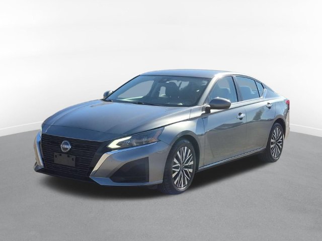 Used 2023 Nissan Altima 2.5 SV FWD image 5