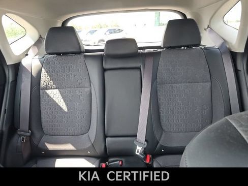 Used 2024 Kia Seltos S AWD/4WD image 34