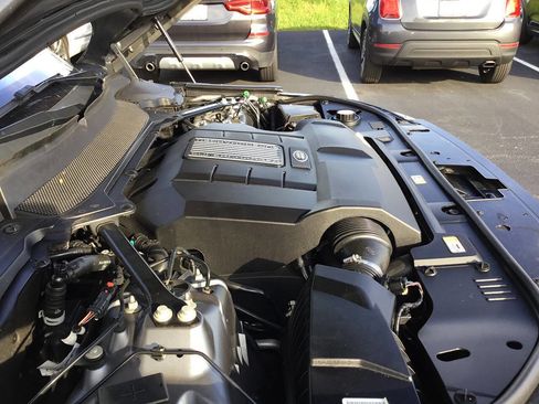 Used 2018 Land Rover Range Rover HSE image 12