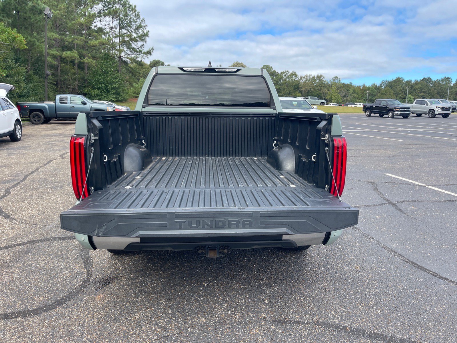 Used 2024 Toyota Tundra Limited AWD/4WD image 16
