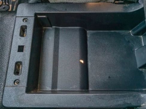 Used 2022 Ford F250 XL w/ Power Equipment Group image 32