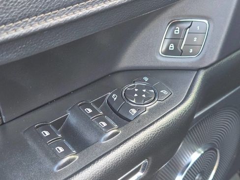 Used 2019 Ford Expedition Max Limited image 27