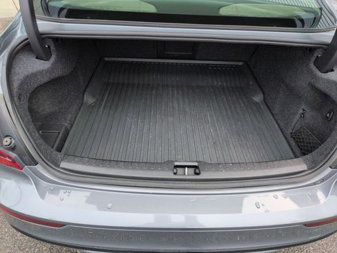 Used 2021 Volvo S60 T5 Momentum w/ Advanced Package image 30