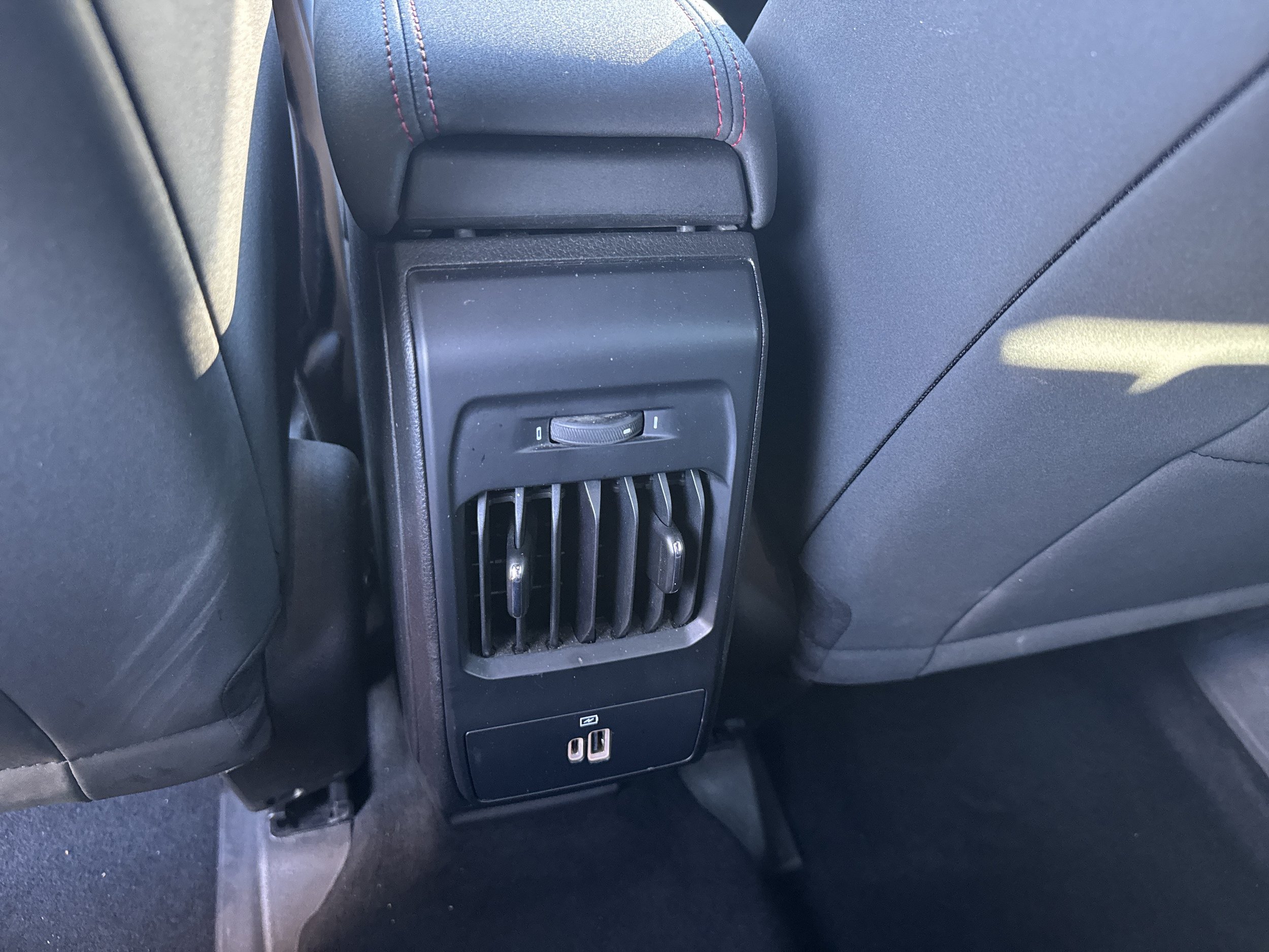 Used 2024 Dodge Hornet GT AWD/4WD image 11