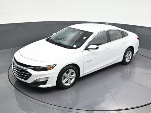 Used 2024 Chevrolet Malibu LS FWD image 18