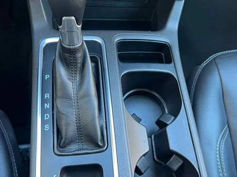 Used 2017 Ford Escape Titanium w/ Equipment Group 301A AWD/4WD image 25