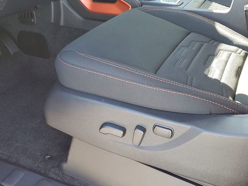 New 2026 Nissan Frontier PRO-4X w/ Pro-4x Convenience Package image 11