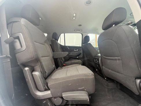 Used 2021 Chevrolet Traverse LT w/ LPO, Blackout Package image 15