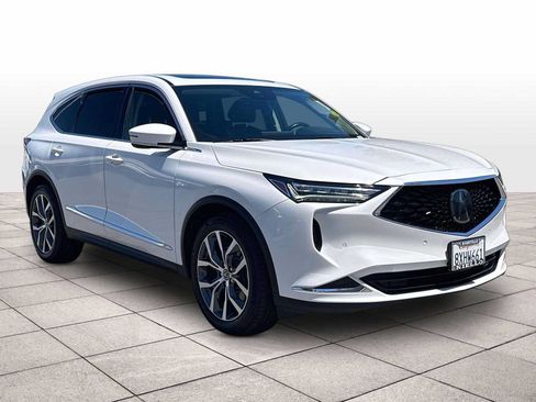 Used 2022 Acura MDX FWD w/ Technology Package image 2