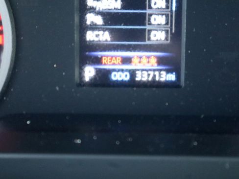 Used 2022 Toyota Tundra SR5 w/ SR5 Premium Package RWD image 19