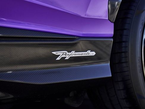 Used 2024 Lamborghini Urus Performante image 15