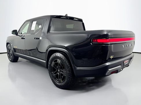 Used 2022 Rivian R1T Adventure image 8