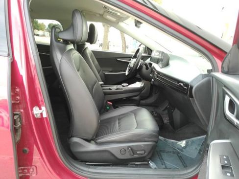 Used 2023 Kia EV6 Wind image 21