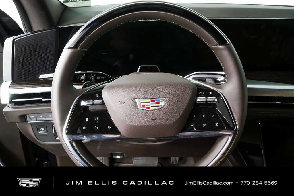 New 2026 Cadillac Escalade Luxury w/ Touring Package AWD/4WD image 10