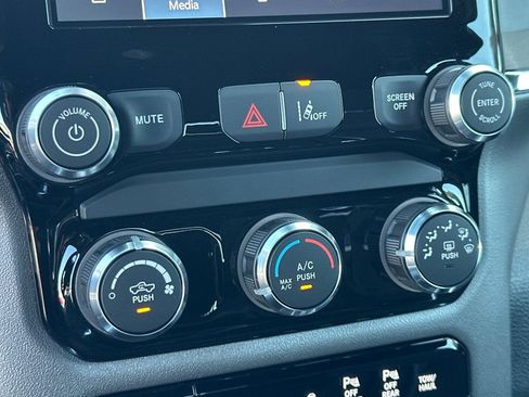 New 2026 RAM 1500 Tradesman AWD/4WD image 16